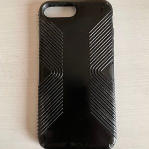 black iphone 7/8+ SPECK case with grip🖤